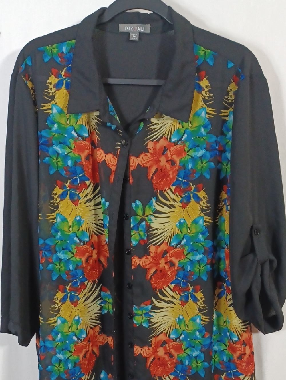 Roz & Ali Black Floral Button-Front Shirt with Bright Tropical Print